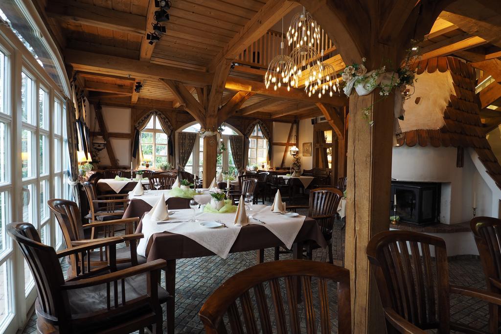 Stelinger Hof Hotel Muenkel Гарбсен Екстериор снимка